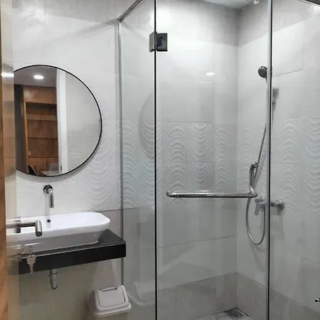 Nice Apartment With City View At Grand Jati Junction Medan Exterior photo