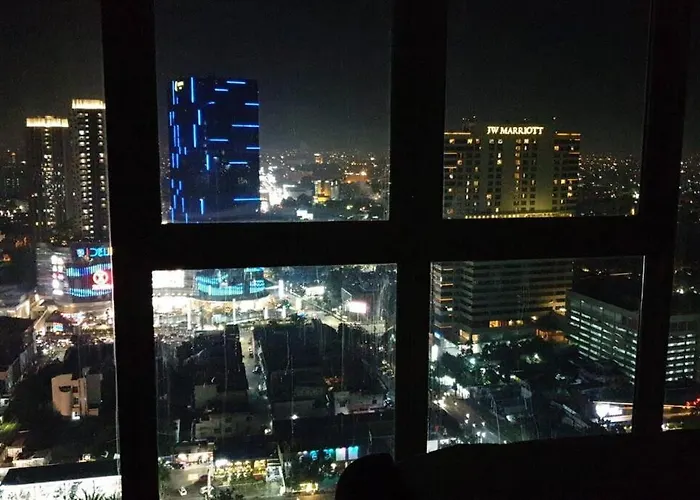 Nice Apartment With City View At Grand Jati Junction